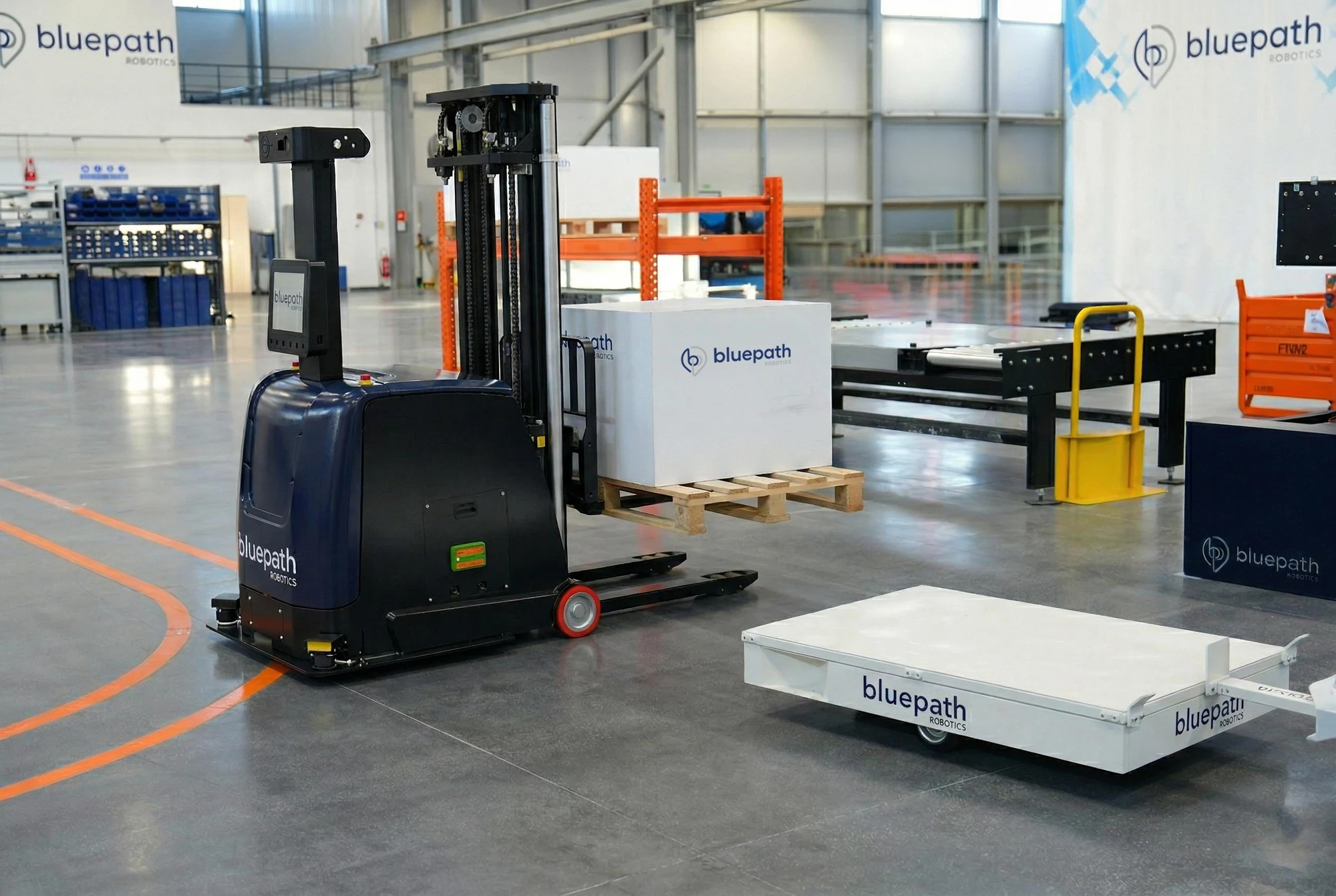 AMR vs. Forklift Automation Comparison: Which Solution Is More Suitable for Your Business?